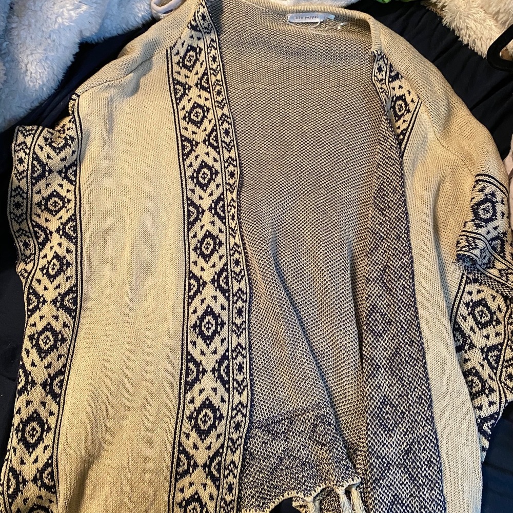 Cute Short sleeved cardigan kimono!